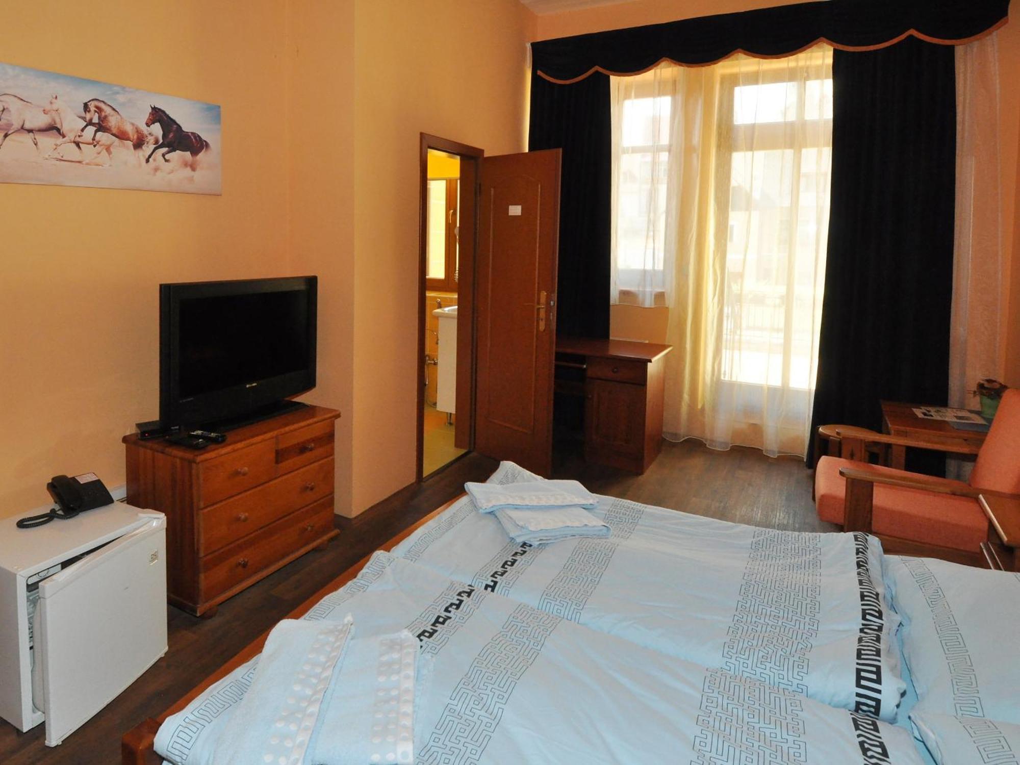 Hotel U Radnice Louny Camera foto