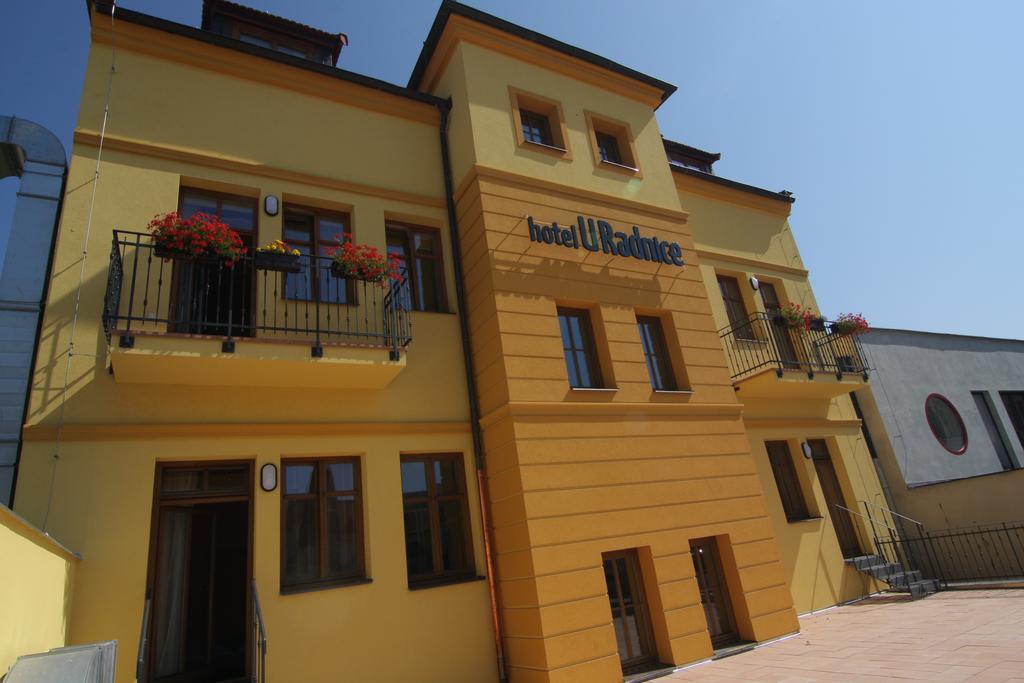 Hotel U Radnice Louny Esterno foto
