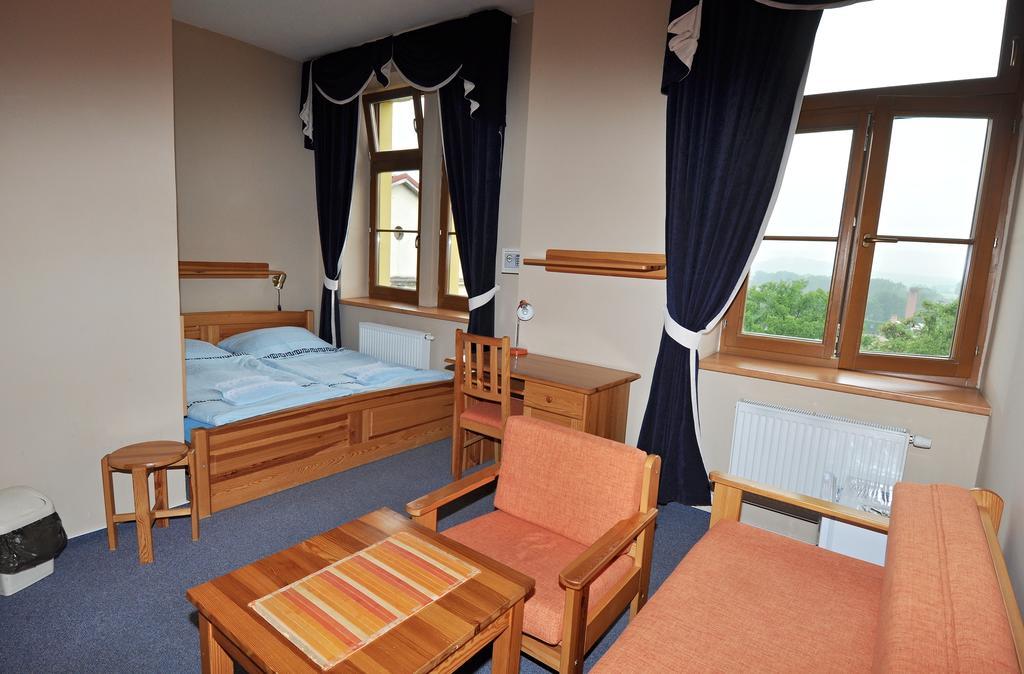 Hotel U Radnice Louny Esterno foto