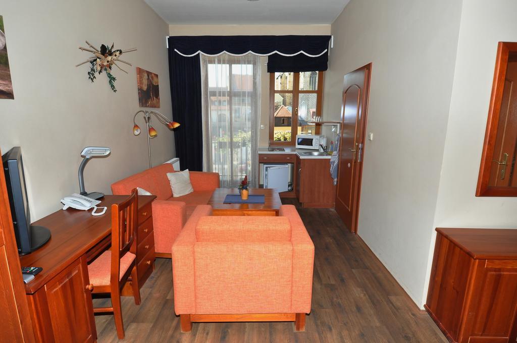 Hotel U Radnice Louny Esterno foto