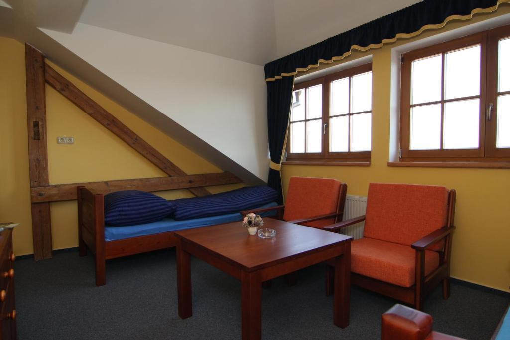 Hotel U Radnice Louny Esterno foto